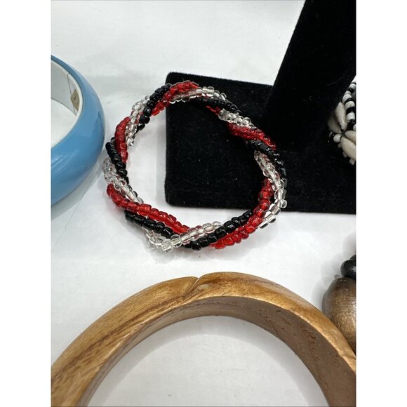 Mixed Lot 14 Bracelets Wood Faux Pearl Shell Plastic Leather Gold Silver Tone - Picture 7 of 16